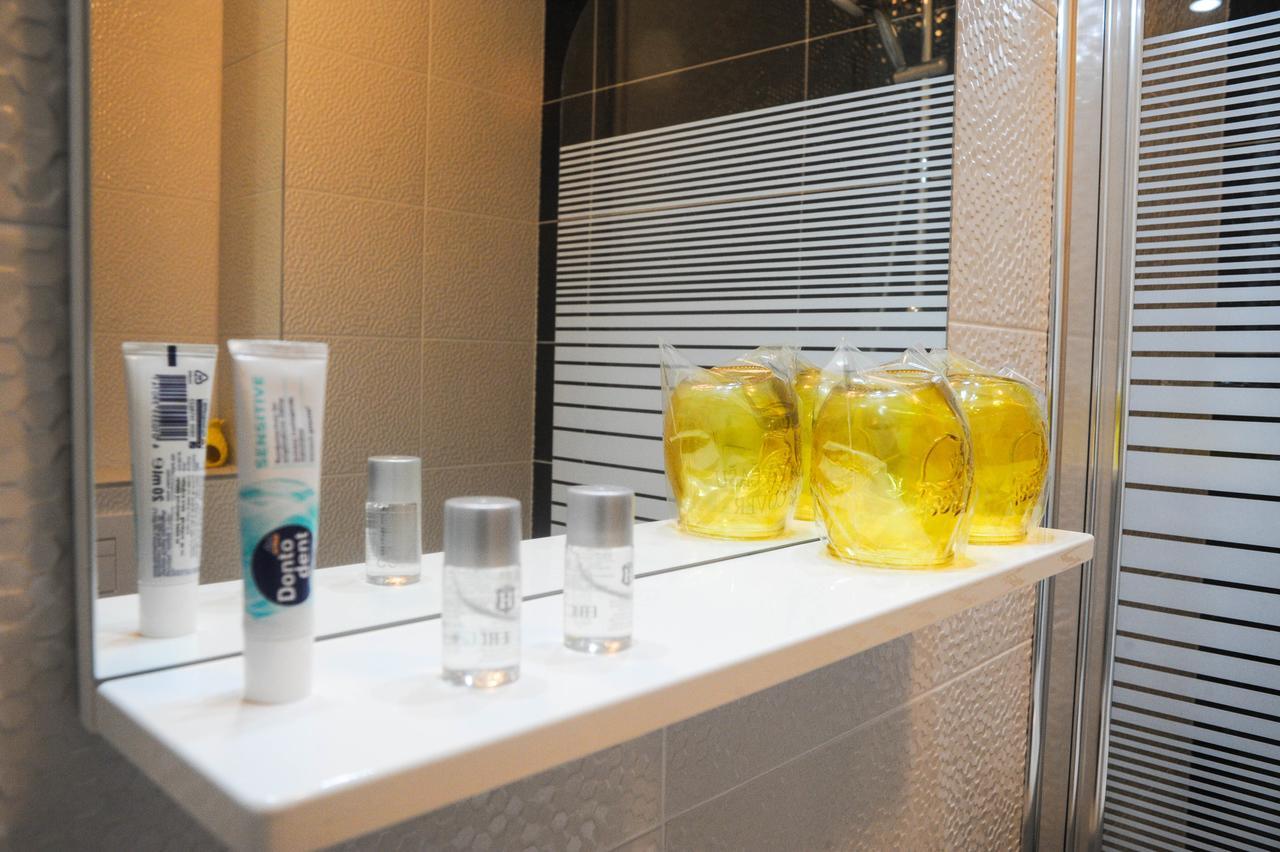 Golden Gate Apartment ザダル エクステリア 写真